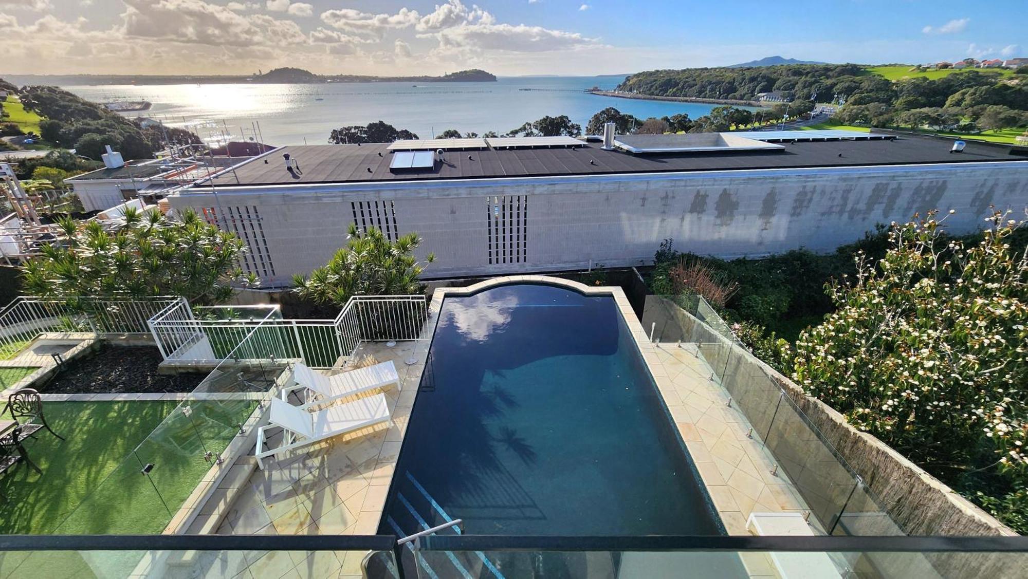オークランド Orakei Grandeur Mansion With Sea Views & Poolヴィラ エクステリア 写真